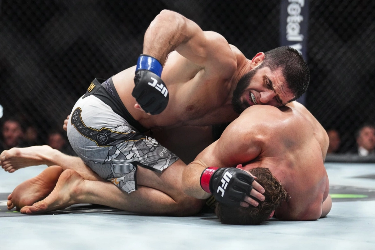 Maxaçev Trampa səsləndi: Mən gəlirəm