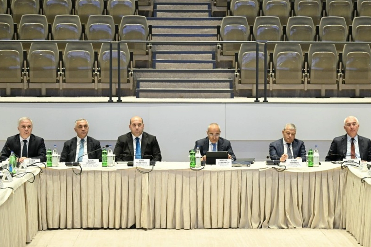 Mikayıl Cabbarov: Azərbaycanın qeyri-neft-qaz sektoru üzrə ÜDM üç ildə 1,2 dəfə artıb Mikayıl Cabbarov: Azərbaycanın qeyri-neft-qaz sektoru üzrə ÜDM üç ildə 1,2 dəfə artıb