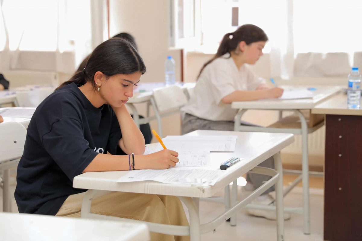 Bu gün keçirilən imtahanın düzgün cavabları açıqlanıb