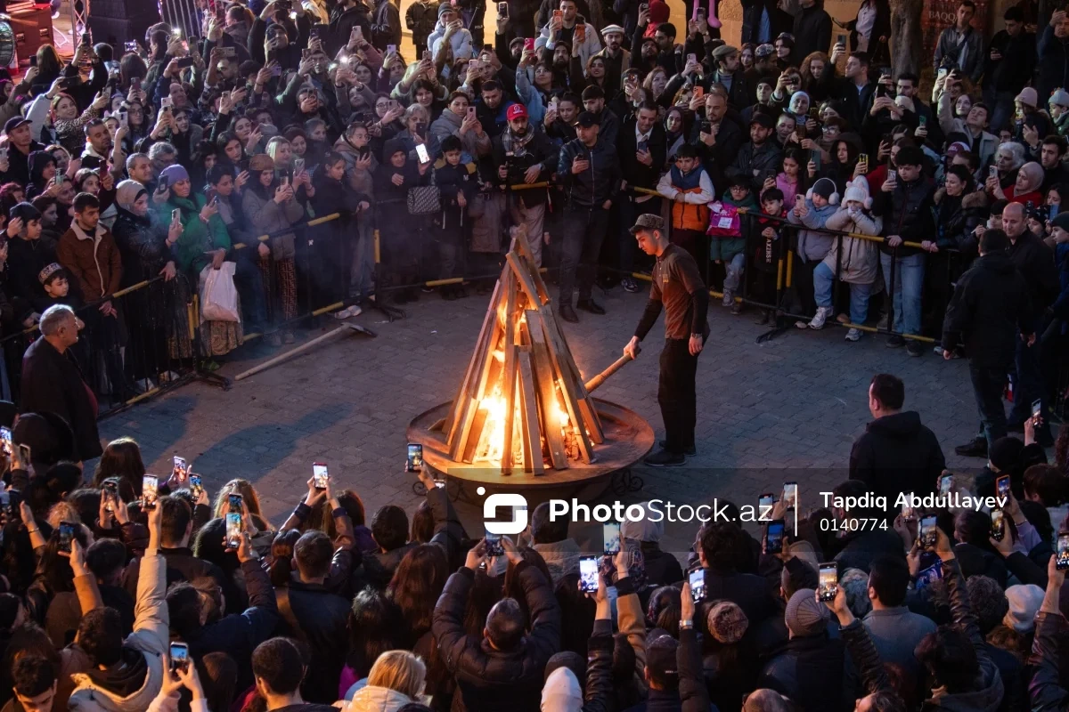 Paytaxtda bayram ab-havası: Xarici qonaqlar Novruzu necə qeyd edirlər?
