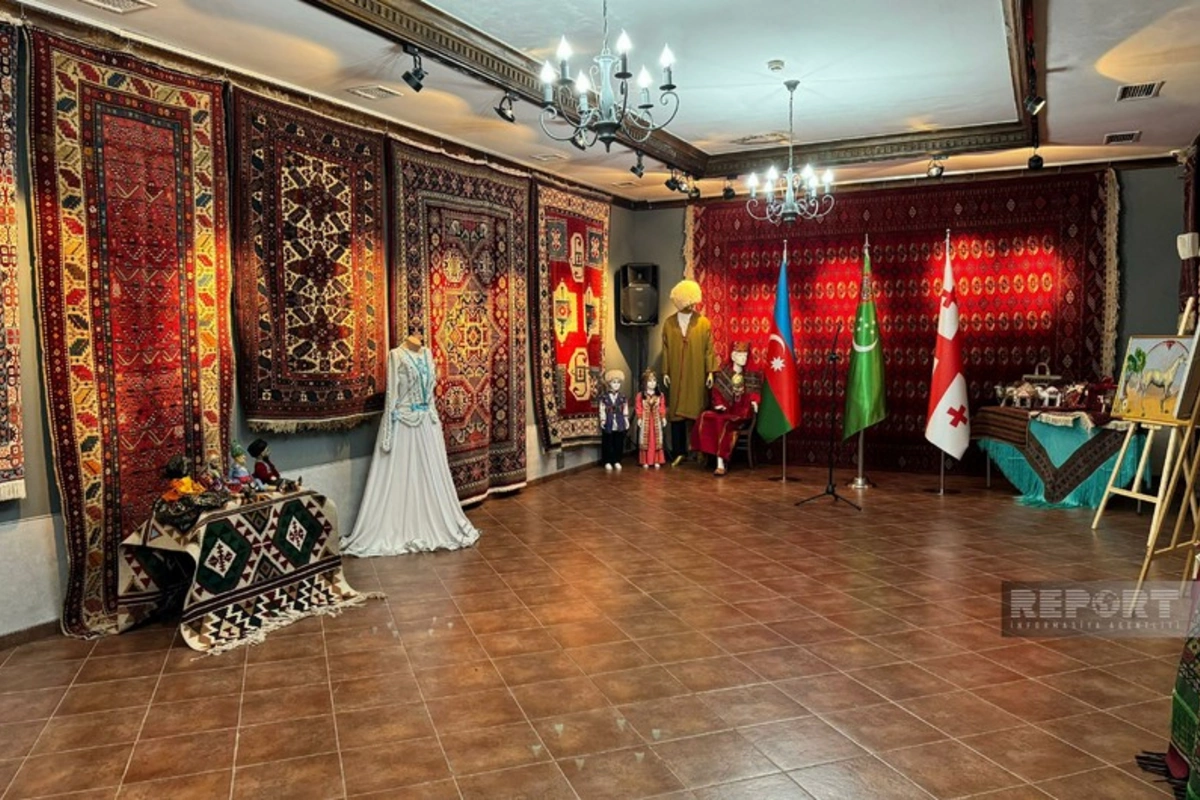 Tbilisidə Azərbaycan və Türkmənistan xalçaları sərgilənir Tbilisidə Azərbaycan və Türkmənistan xalçaları sərgilənir