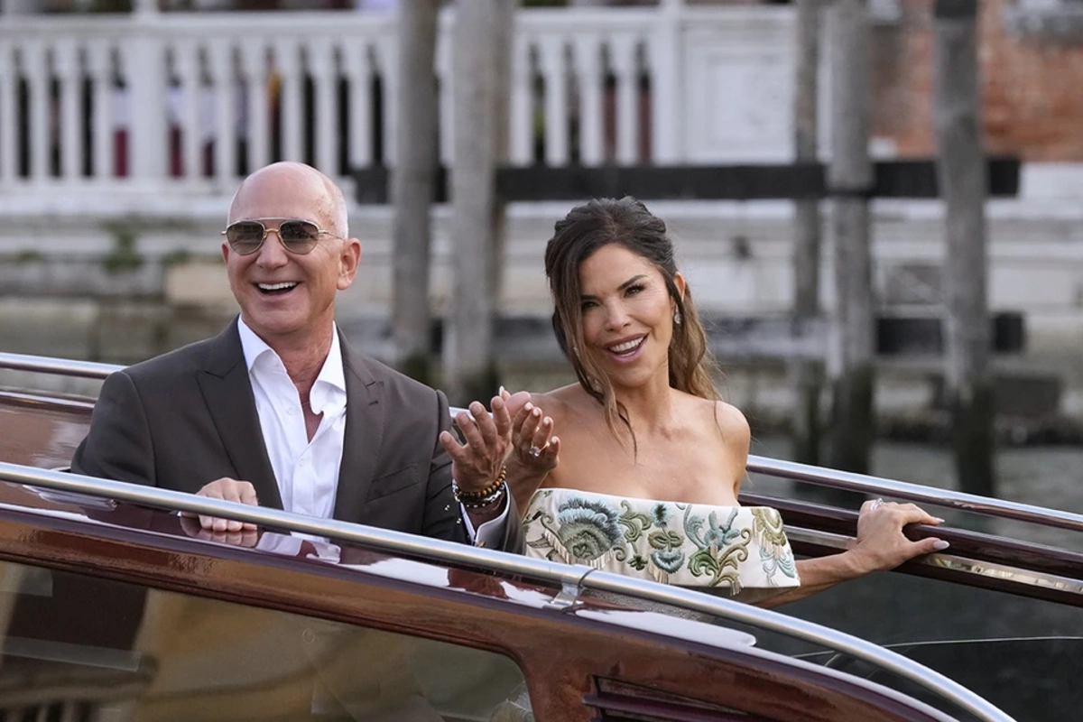 Billionaire and Amazon founder got married in Venice: the loudest wedding of the year Billionaire and Amazon founder got married in Venice: the loudest wedding of the year