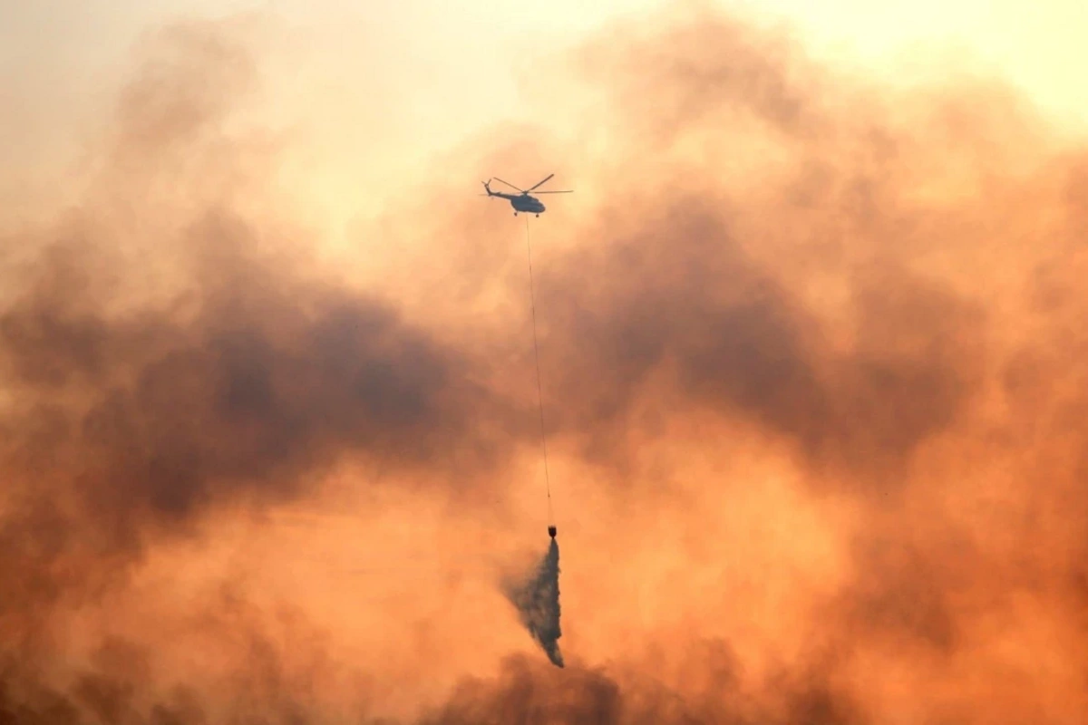 Meşə yanğınına müdaxilə edən helikopter qəzaya uğradı