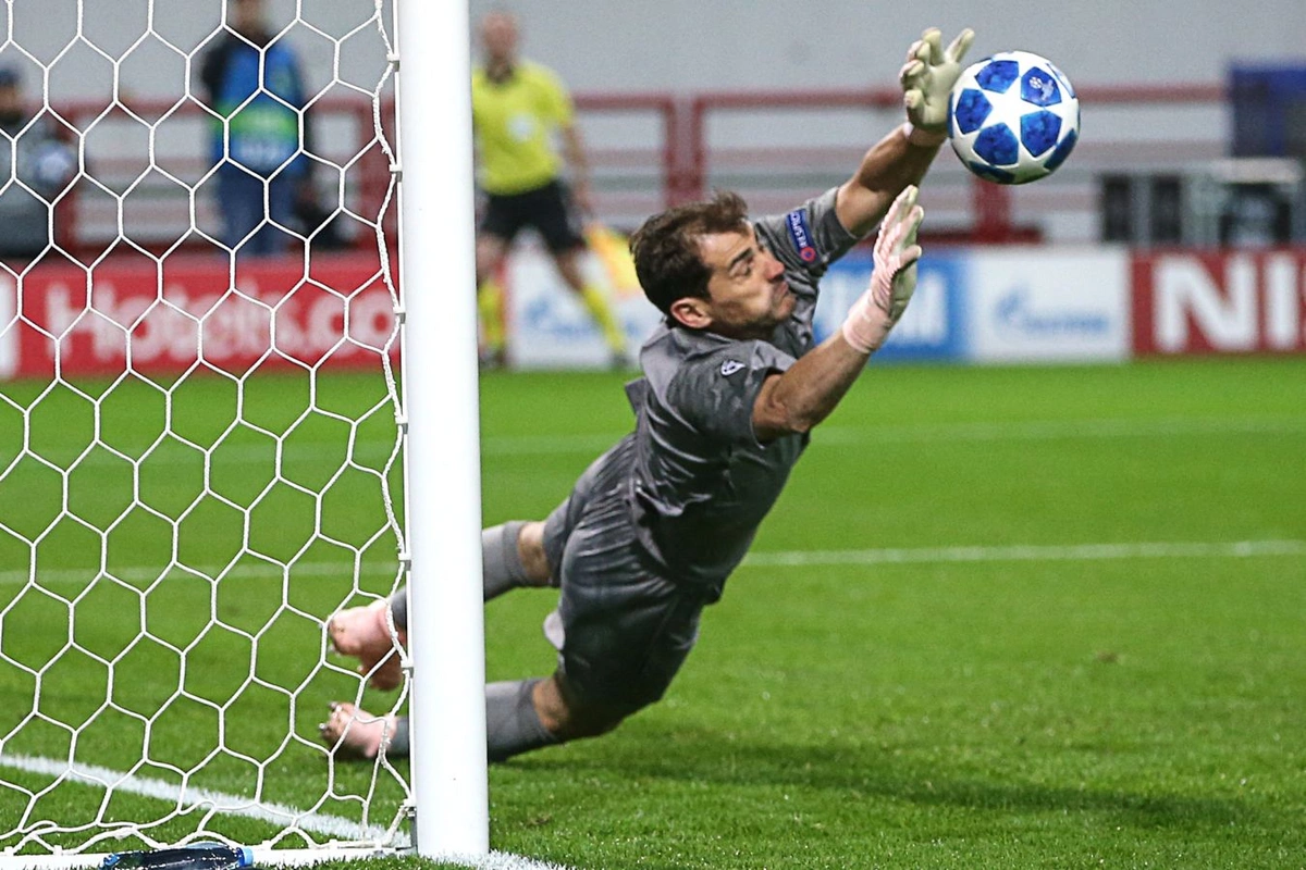 İker Kasilyas Messi və Ronaldo müqayisəsinə belə cavab verdi