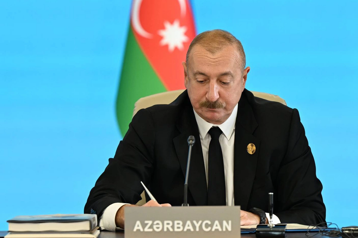 Prezidentdən əmək pensiyaları ilə bağlı SƏRƏNCAM