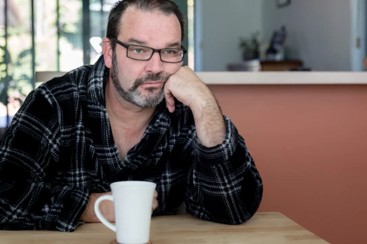 Alimlər insanların ən bədbəxt yaşının neçə olduğunu açıqladı