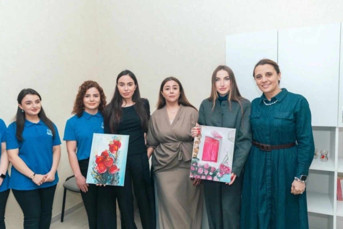 Alyona Əliyeva Gəncə Autizm Mərkəzindən paylaşım edib