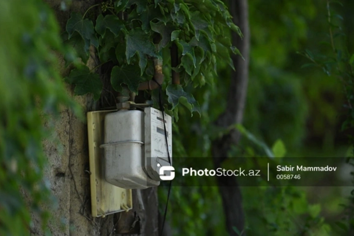 В Азербайджане на имя абонента начислили долг в 1 500 манатов после замены газового счетчика
