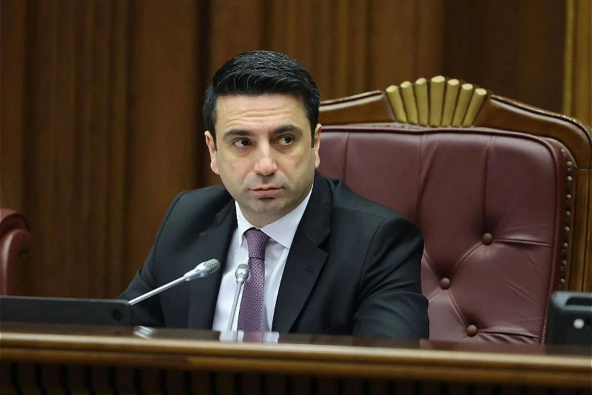 Simonyan: Bakı ilə Kərki barədə danışıqlar aparırıq