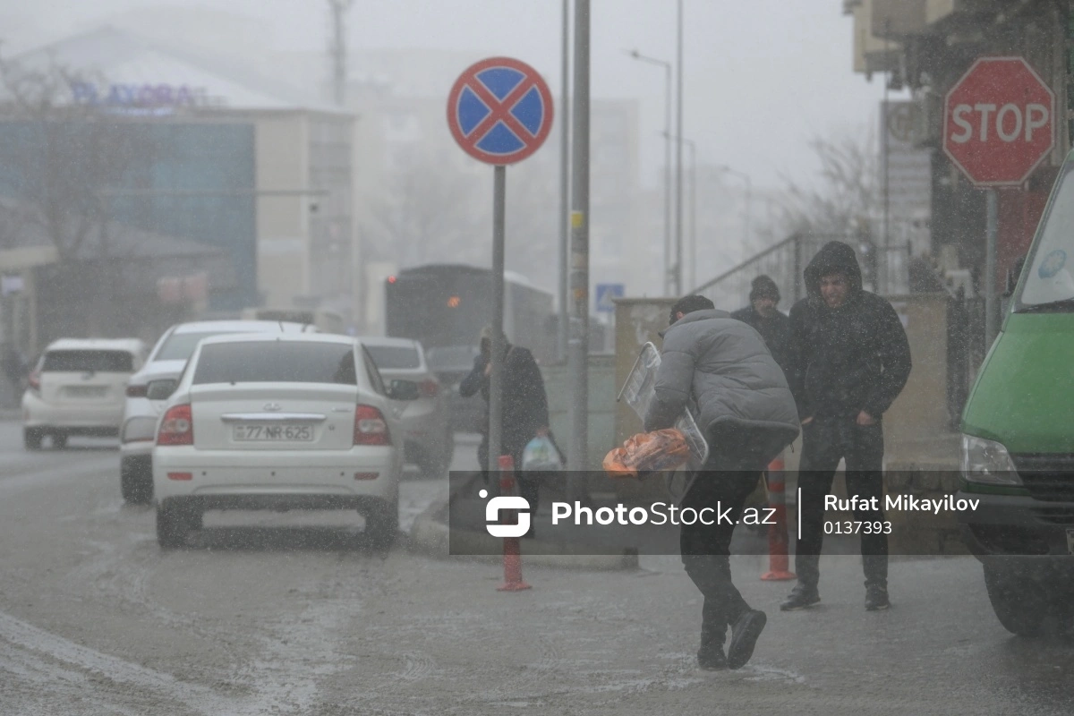 Непогода стала причиной смерти мужчины в Баку