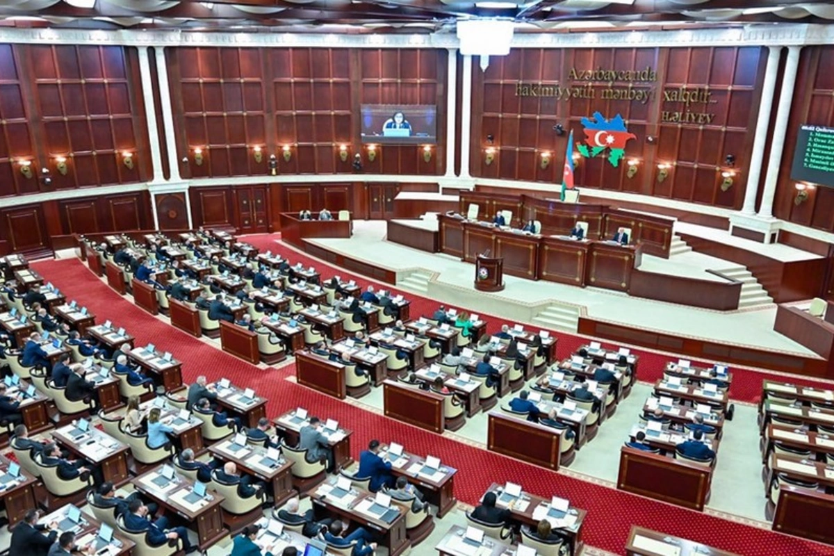 Milli Məclisin yaz sessiyasında ilk plenar iclası başlayıb Milli Məclisin yaz sessiyasında ilk plenar iclası başlayıb