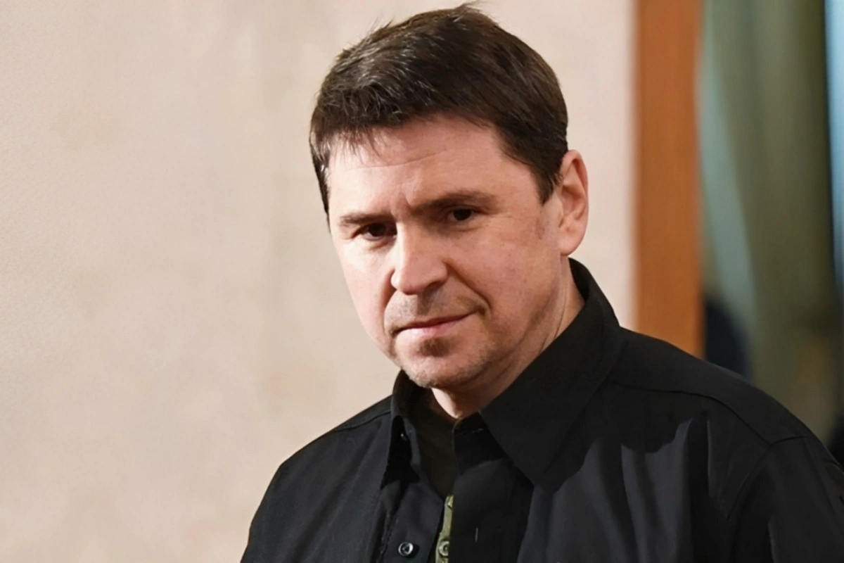 Ukrayna Prezident Ofisinin müşaviri: Zelenski ikinci müddətə namizədliyini irəli sürməlidir