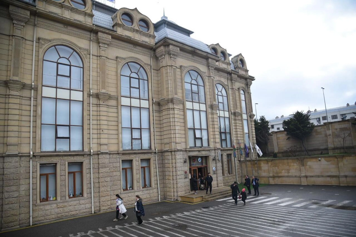 Güllələnən müəllimin son durumu