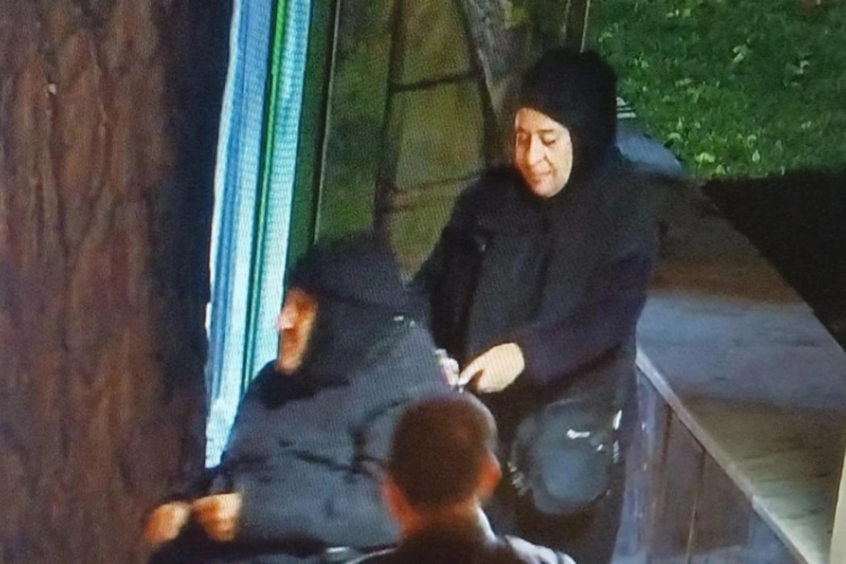 Bakıda əlilliyi olan şəxsi dilənçiliyə sövq edən qadın SAXLANILDI
