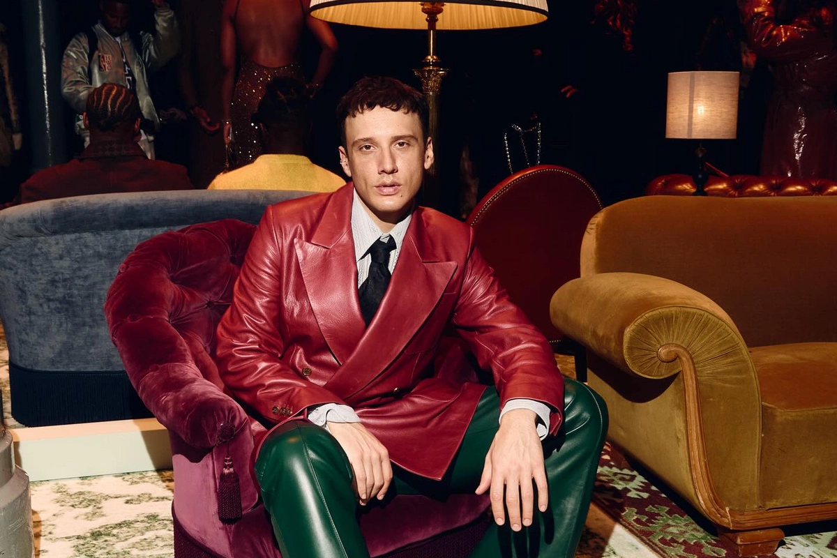 Türkiyəli müğənni Edis saxlanılıb