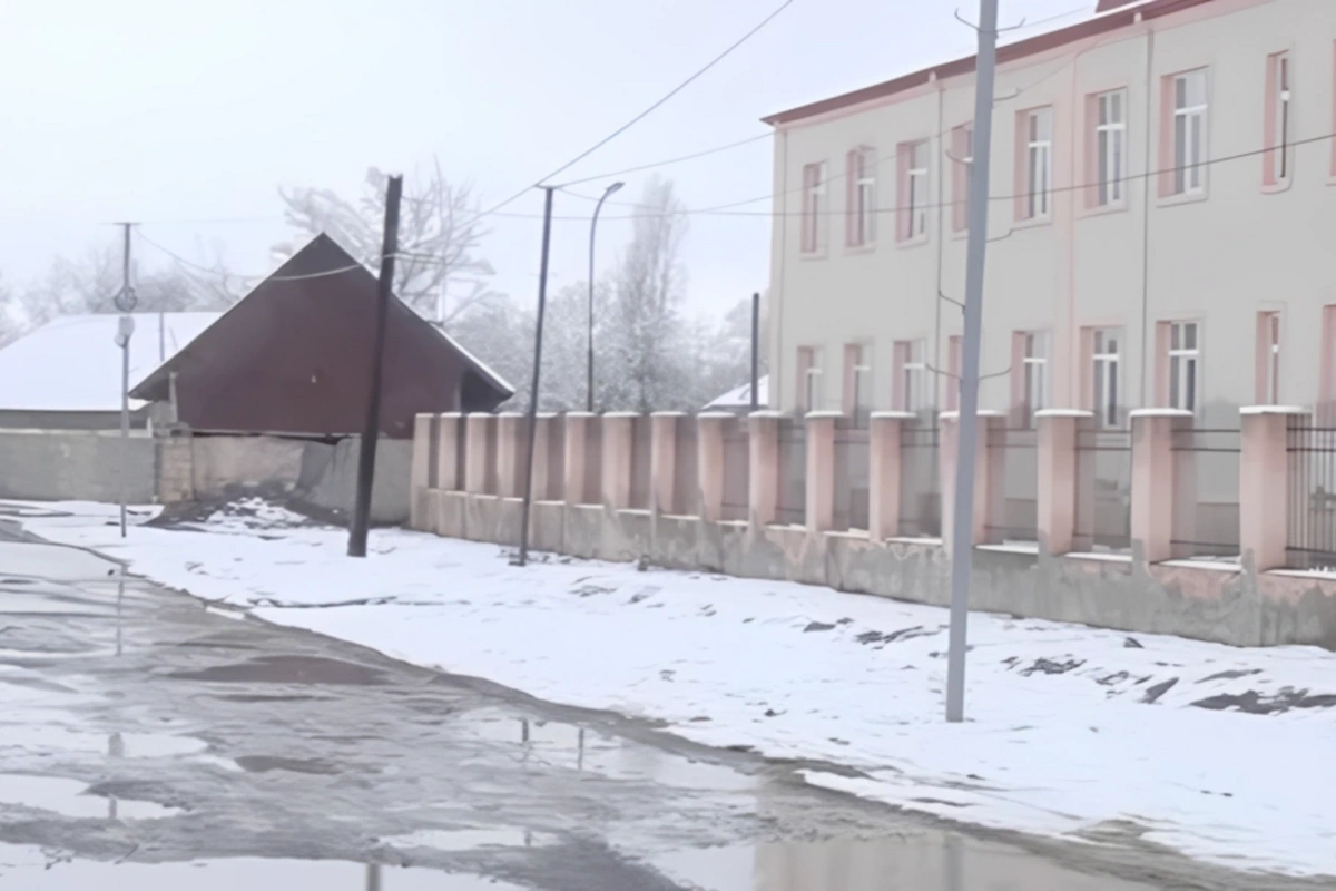 1986-cı ildən dəyişməyən mənzərə: Oğuzda 14 kilometrlik kənd yolu bərbad vəziyyətdədir