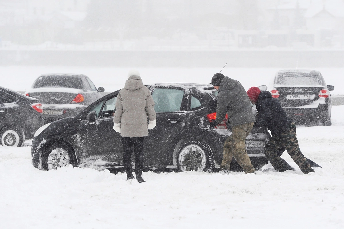 Qışda avtomobillərin yanacaq sərfi niyə artır və necə azaltmaq olar?