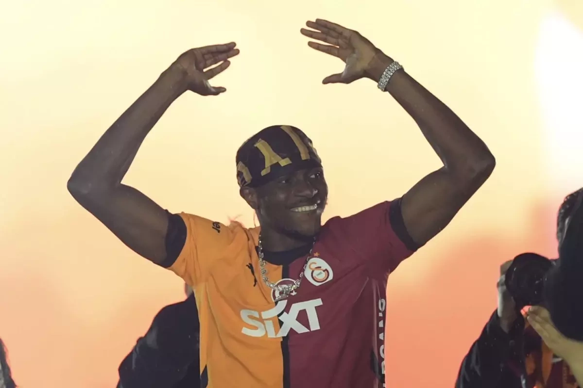 Viktor Osimhenin hər kəsin gözlədiyi transfer cavabı