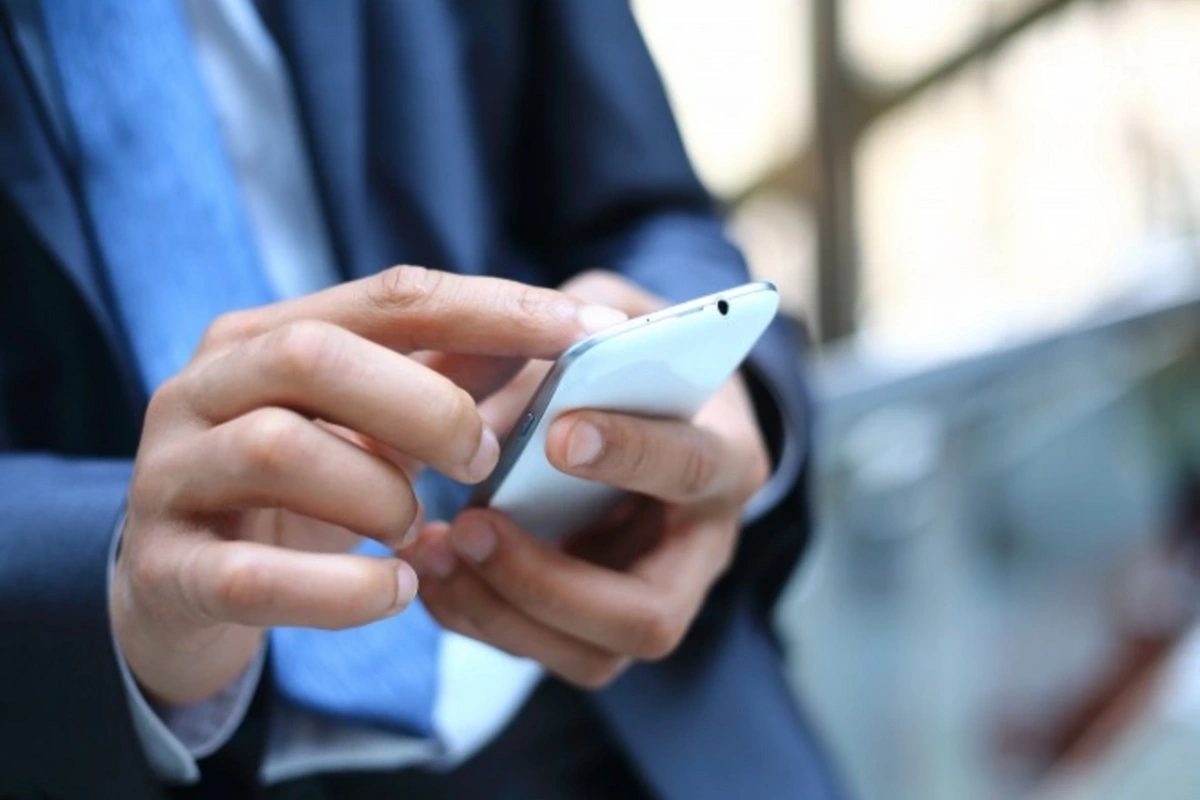 Mobil operatorlardan razısınız? - Keyfiyyət aşağı, qiymət isə yüksəkdir Mobil operatorlardan razısınız? - Keyfiyyət aşağı, qiymət isə yüksəkdir