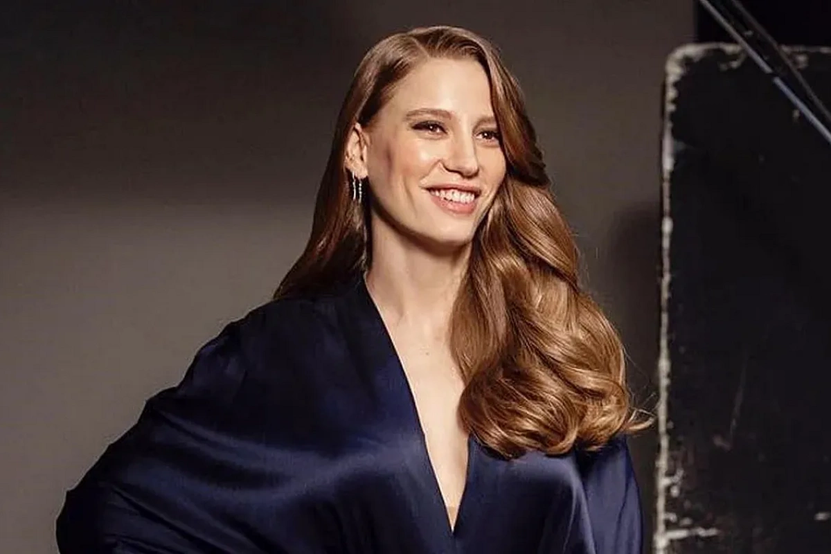 Serenay Sarıkaya bu məşhurlarla sevgili olub