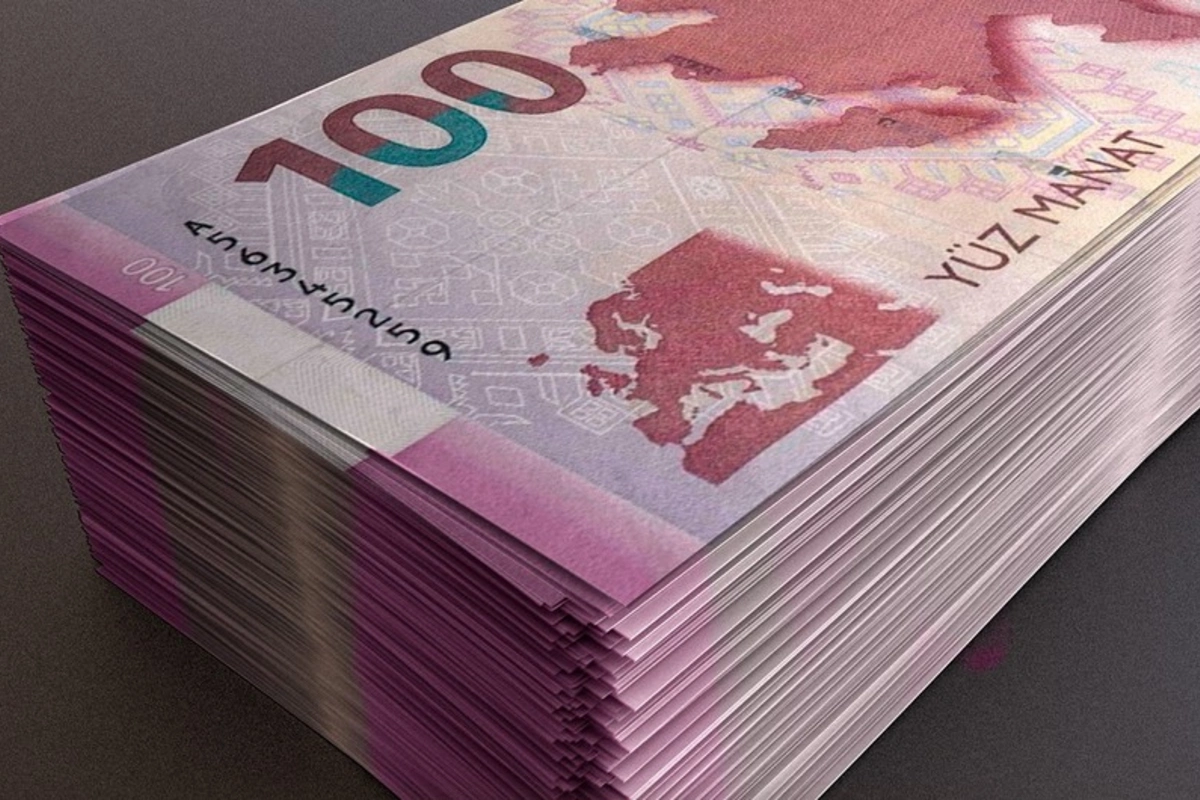 Azərbaycanda pul bazası apreldə 800 milyon manata yaxın azalıb