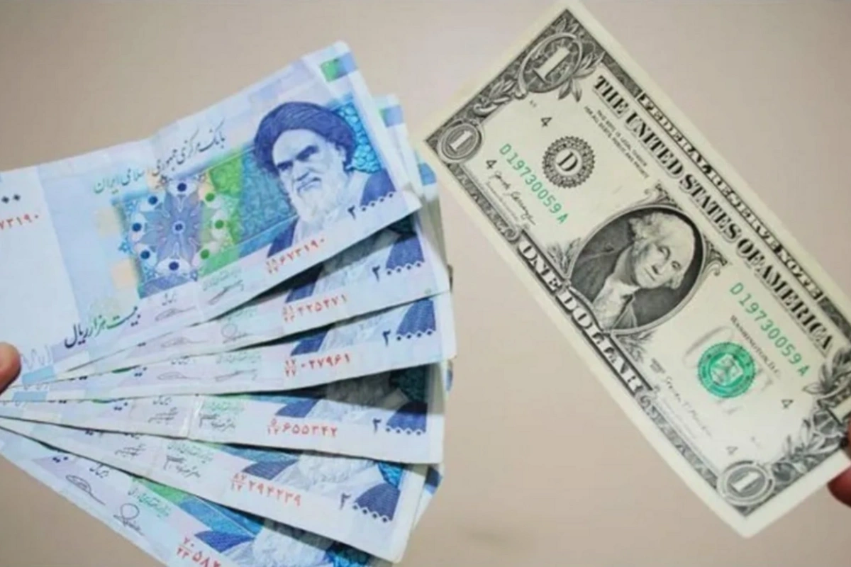 İranda dolların məzənnəsi tarixi rekord müəyyənləşdirib