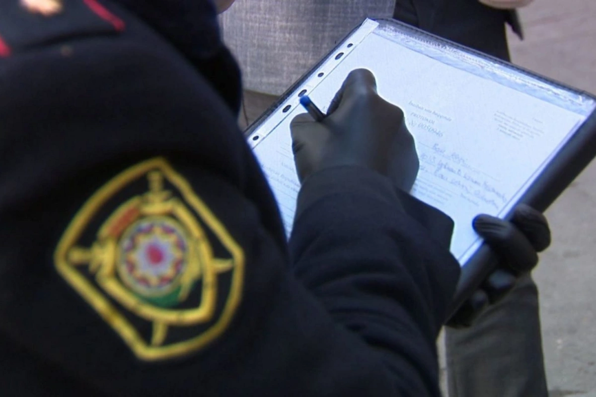 За автохулиганство на Площади флага арестован бизнесмен