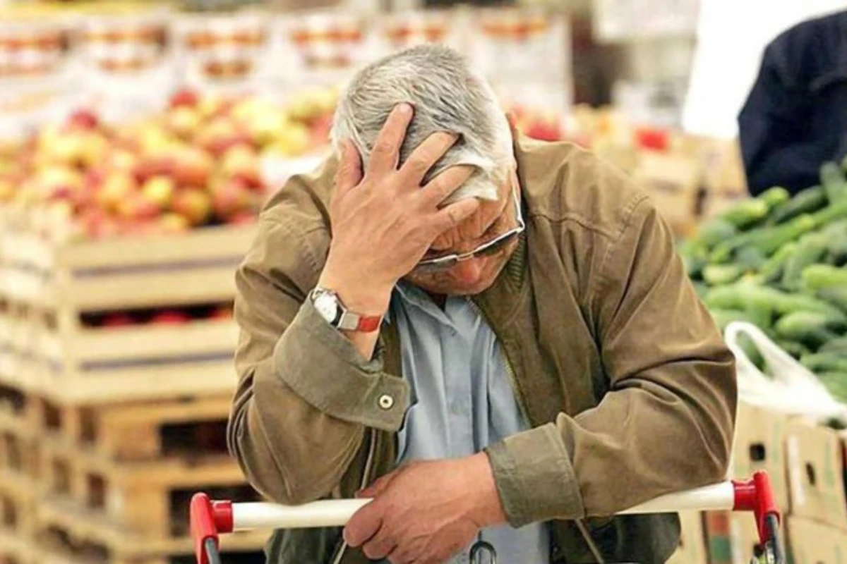 В Азербайджане взлетели цены на основной продукт питания В Азербайджане взлетели цены на основной продукт питания