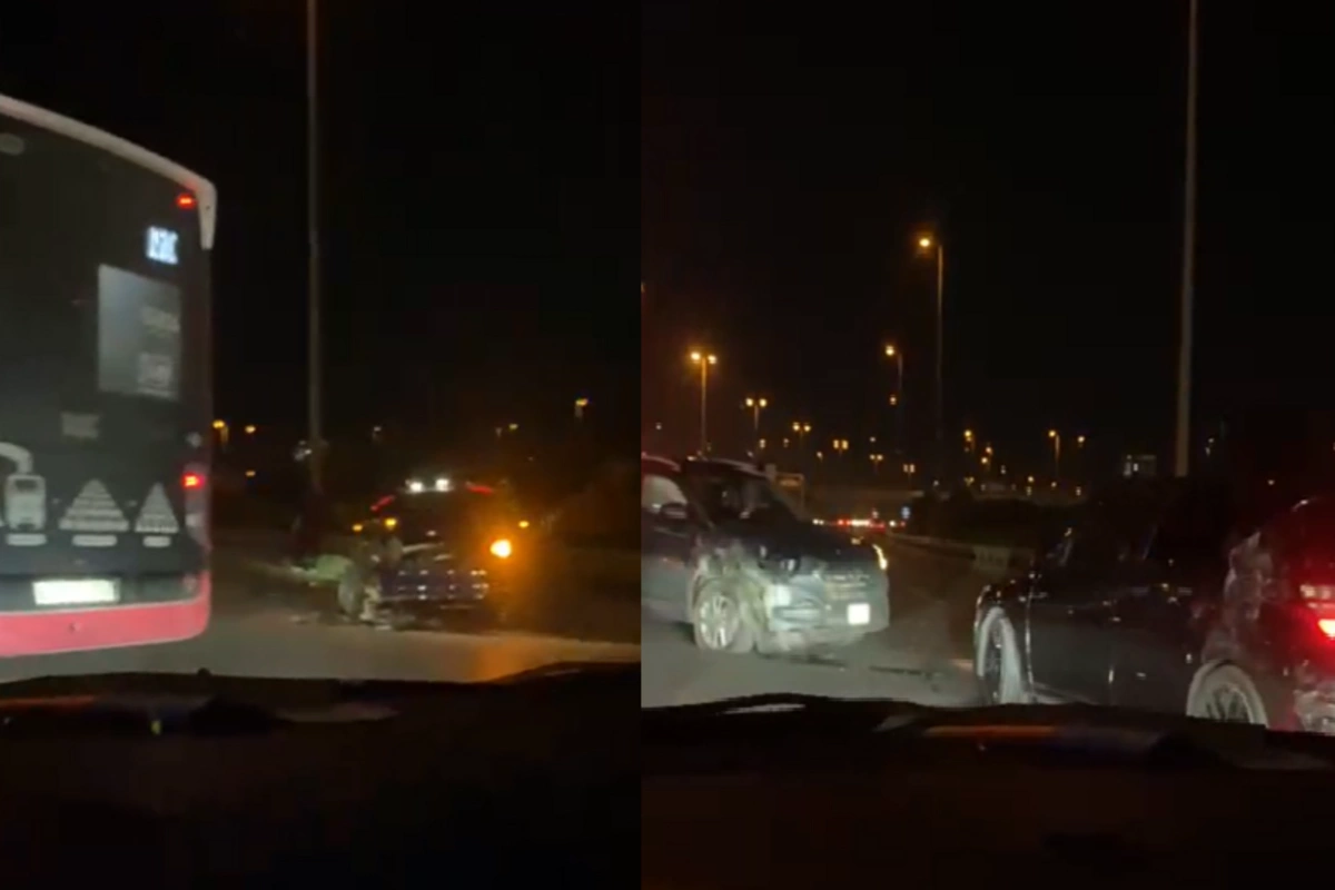 Aeroport yolunda ağır qəza, iki maşın toqquşdu Aeroport yolunda ağır qəza, iki maşın toqquşdu
