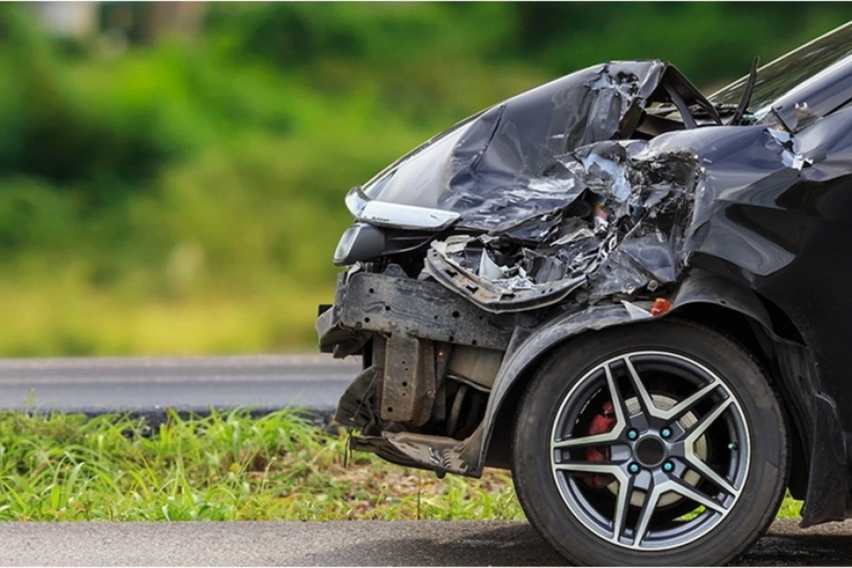 Tanınmış aparıcı avtomobil qəzası keçirdi - 6 saat yolda qaldı