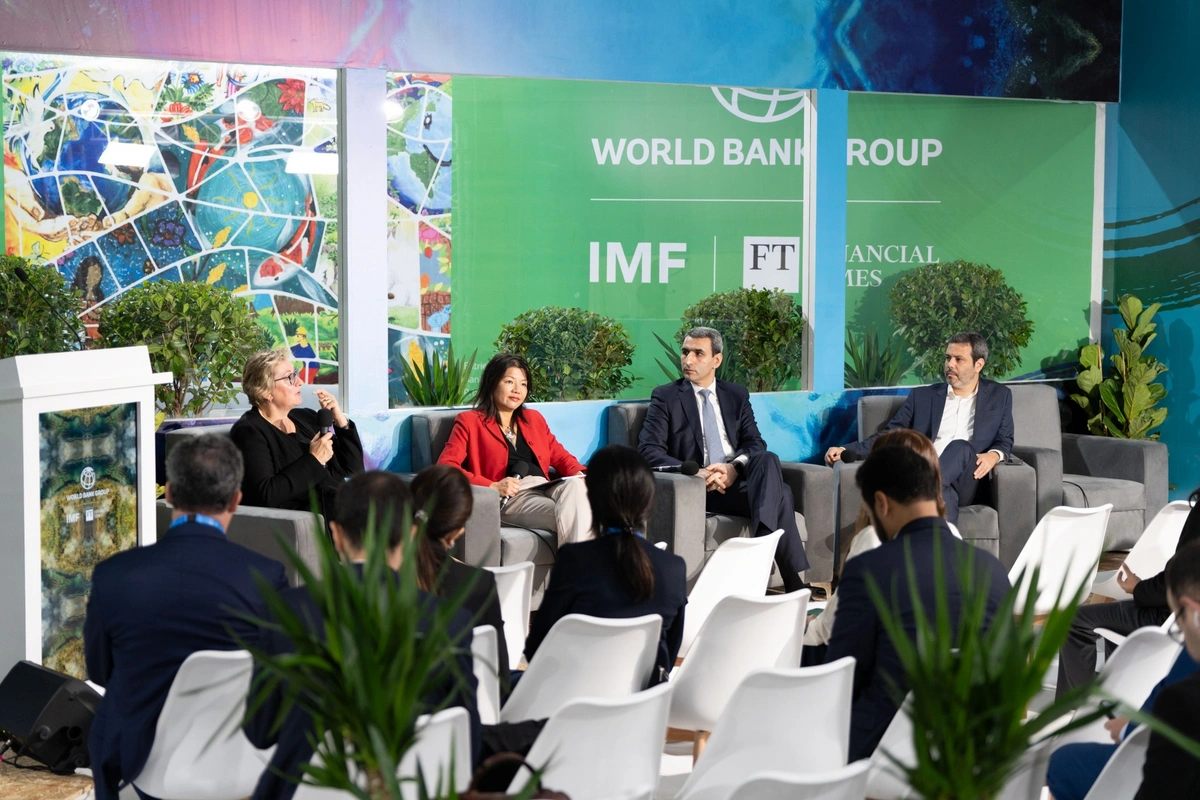 ADY sədri COP29 çərçivəsində panel müzakirələrində iştirak edib ADY sədri COP29 çərçivəsində panel müzakirələrində iştirak edib
