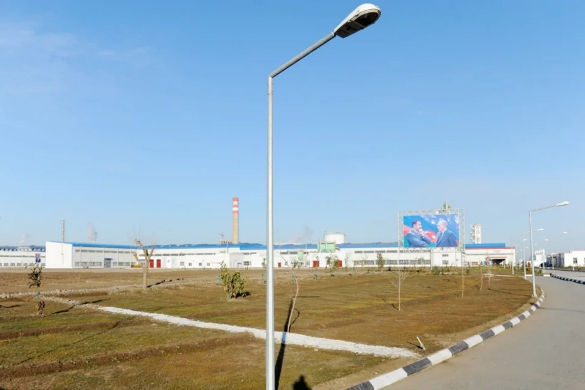 İllik 150 milyon dollar gəlir: Zavoddan maraqlı görüntülər