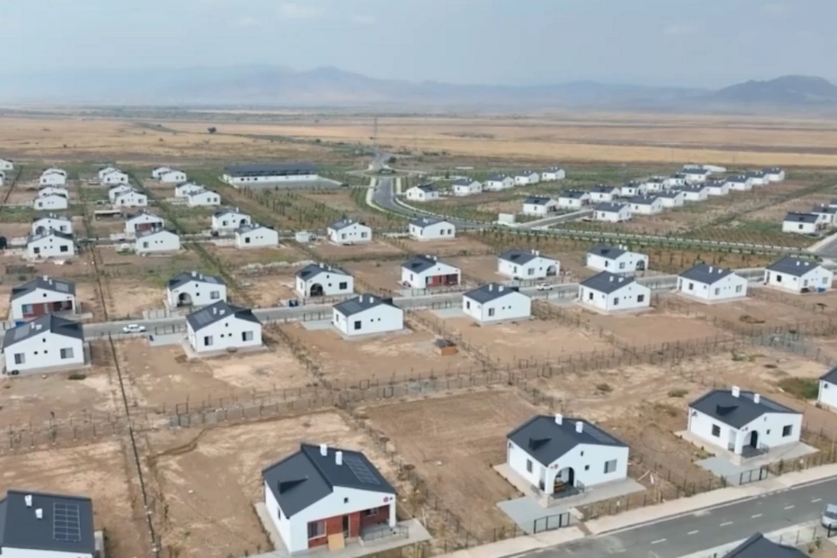 Распространены ложные утверждения о качестве домов в агдамском селе Кенгерли