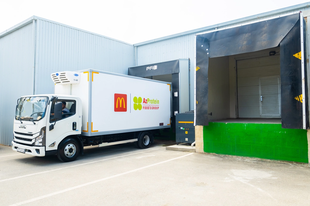 McDonald's restoranlarındakı HALAL MAL ƏTİ AzProtein Food's Groupa aid müəssisədə hazırlanır