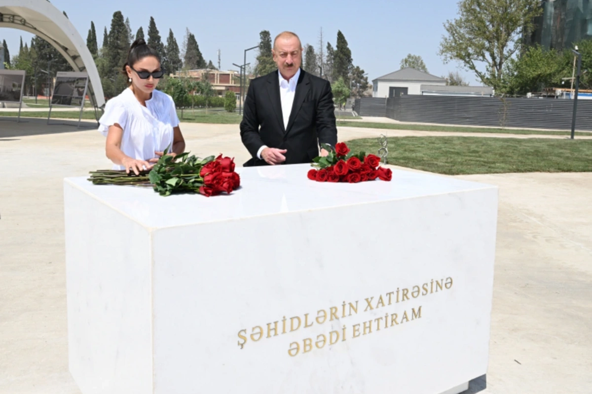 Президент и первая леди ознакомились с работами, проводимыми в Гянджинском мемориальном комплексе