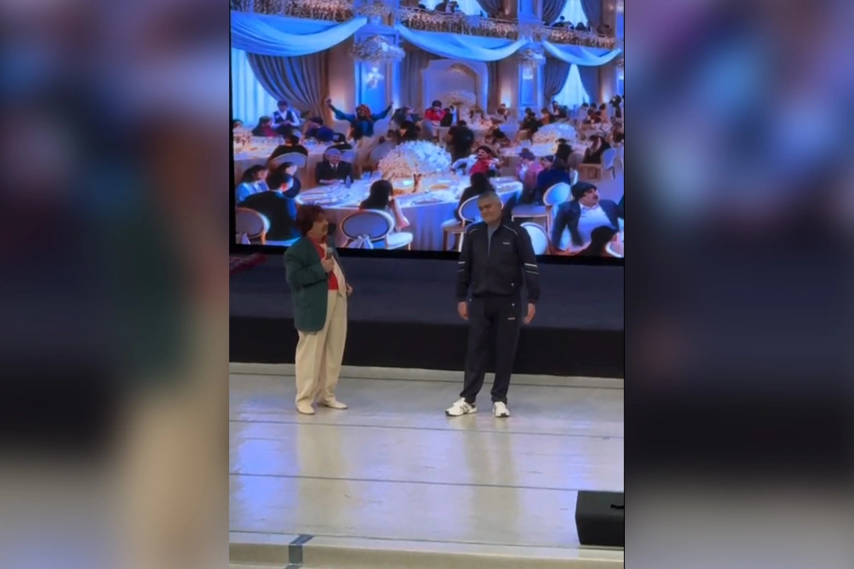 Qurban Qurbanovla bağlı səhnəcik tənqid olundu