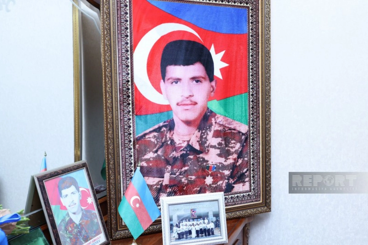 I Qarabağ müharibəsi şəhidi Fərhad Atakişiyevin anım mərasimi keçirilib I Qarabağ müharibəsi şəhidi Fərhad Atakişiyevin anım mərasimi keçirilib