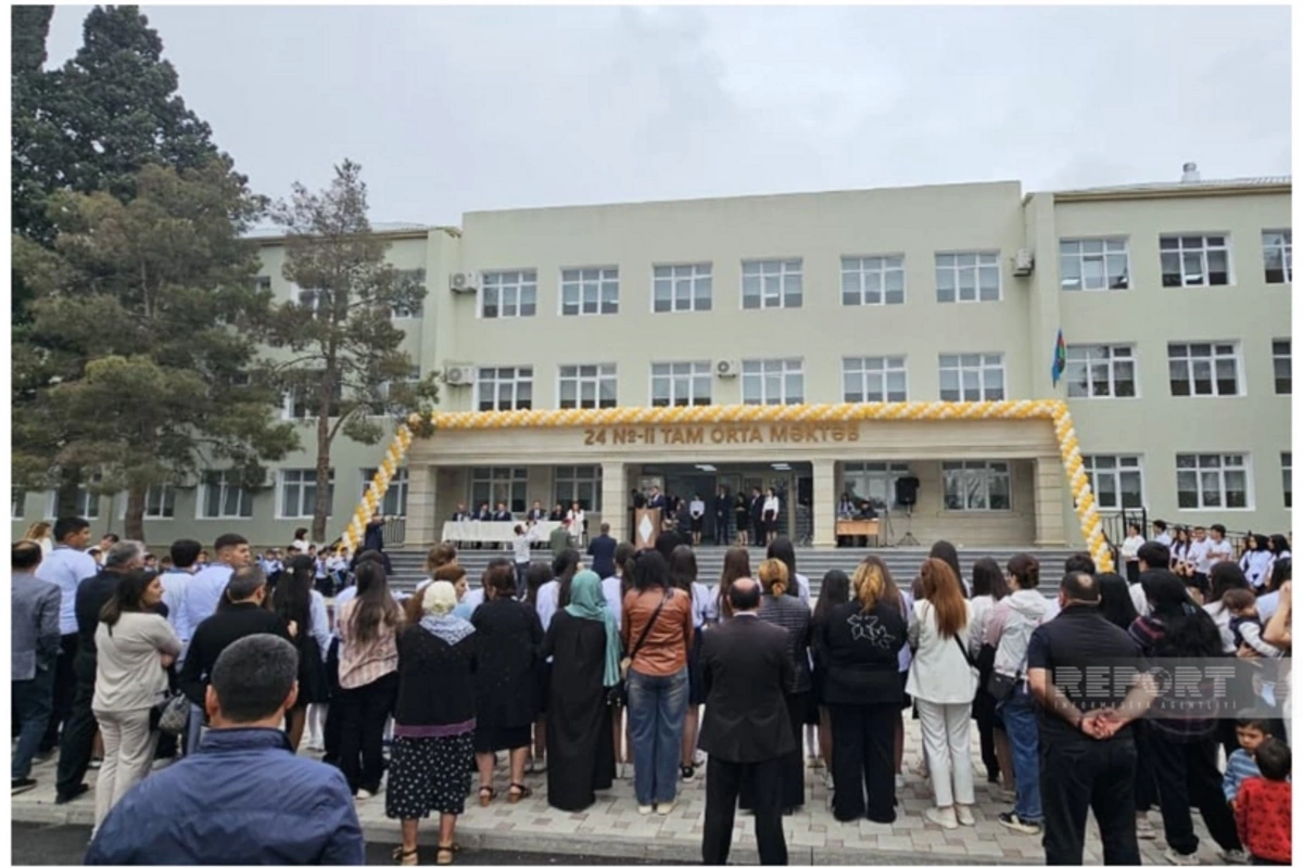 Gəncədə 24 nömrəli məktəbin əsaslı təmirdən sonra açılışı olub Gəncədə 24 nömrəli məktəbin əsaslı təmirdən sonra açılışı olub