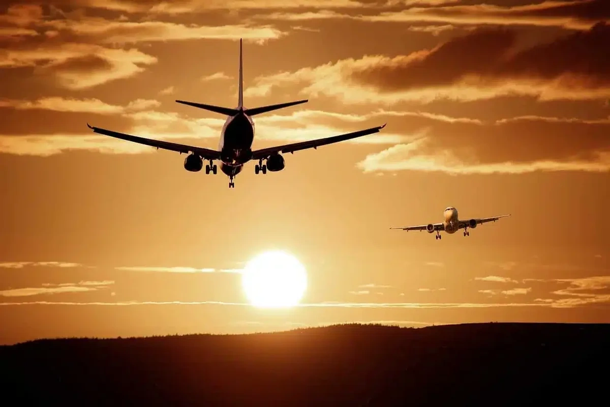 EASA aviaşirkətlərə İran, İraq və Livanın hava məkanından yayınmağı tövsiyə edir