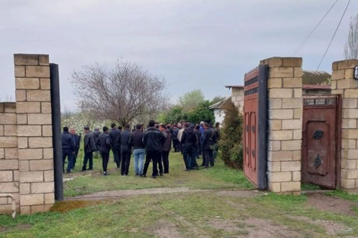 Söyüşə görə həmkəndlisini öldürmdüşdü, 17 il həbs cəzası verildi