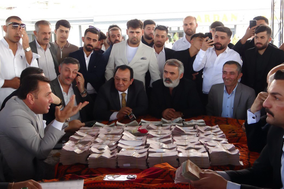 Bu toyda 8000 qonaq iştirak etdi, 7.5 milyon pul yığıldı Bu toyda 8000 qonaq iştirak etdi, 7.5 milyon pul yığıldı
