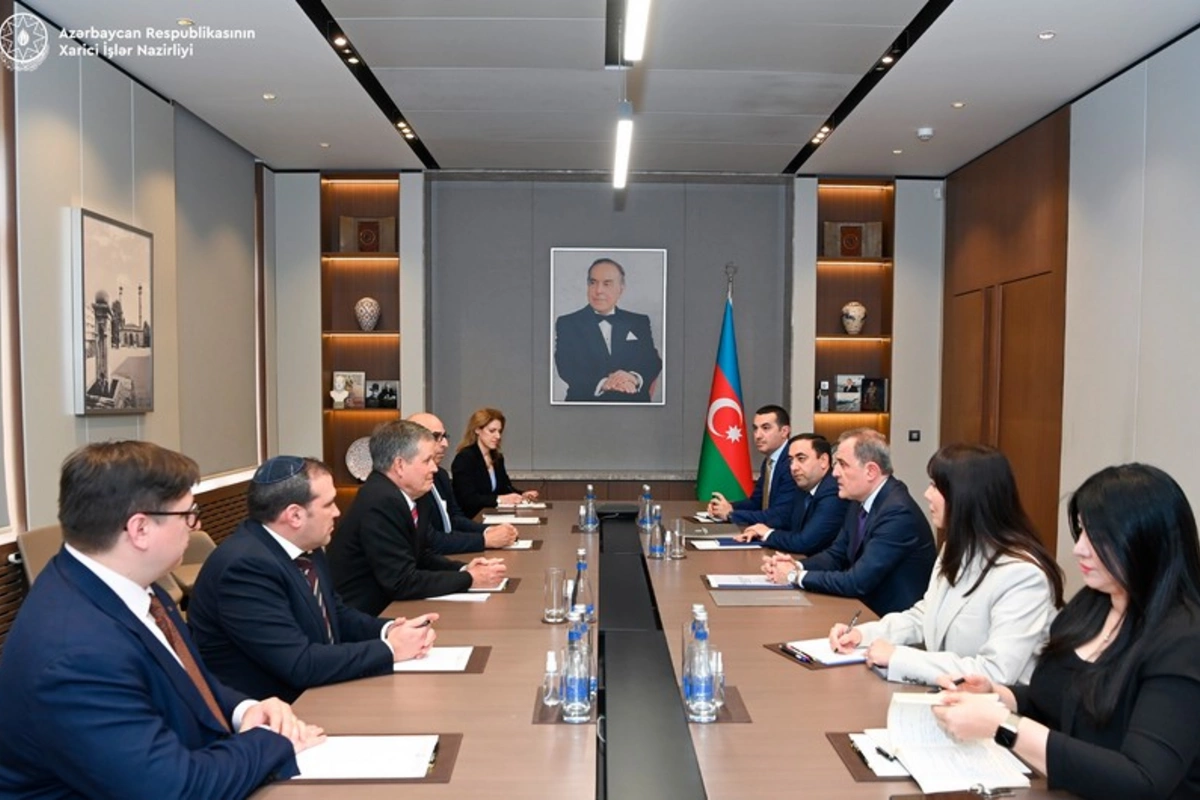 Ceyhun Bayramov ABŞ Senatının Xarici Əlaqələr Komitəsinin üzvü ilə görüşüb