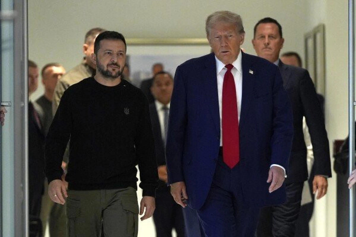 Tramp və Zelenski Haaqada görüşdülər Tramp və Zelenski Haaqada görüşdülər