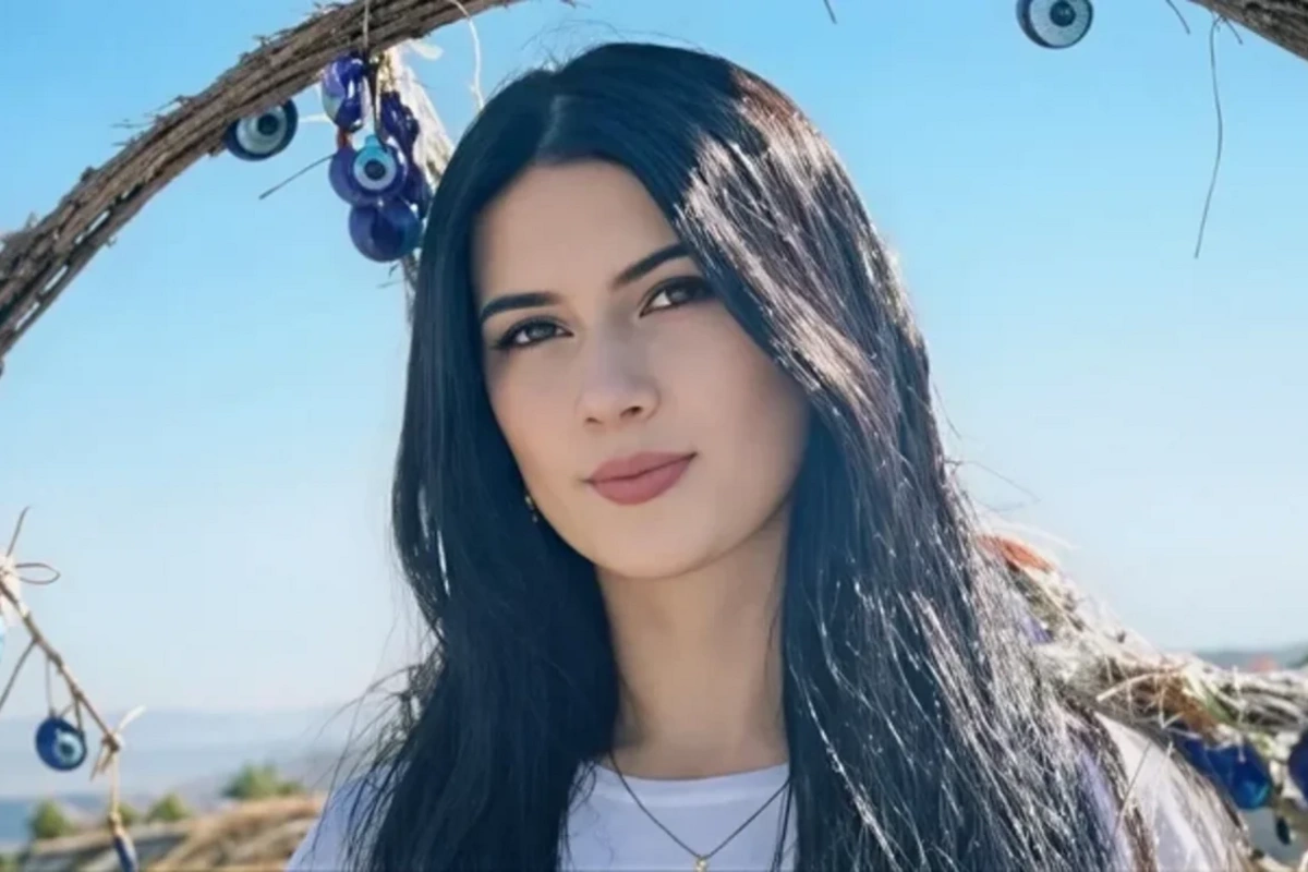 İdrakda şagirdi tərəfindən güllələnən müəllimə liseydə işinə qayıdıb?