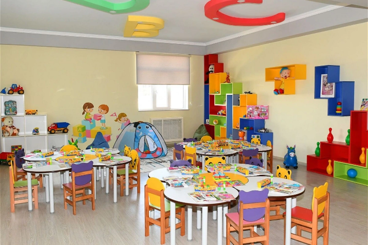 Scandal in a kindergarten in Khyrdalan: are children being locked in the basement?
