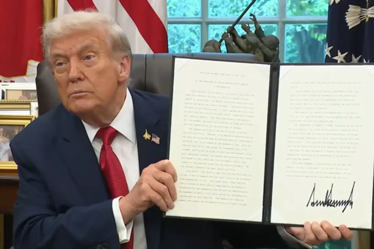 Дональд Трамп подписал указ о продаже TikTok американским инвесторам