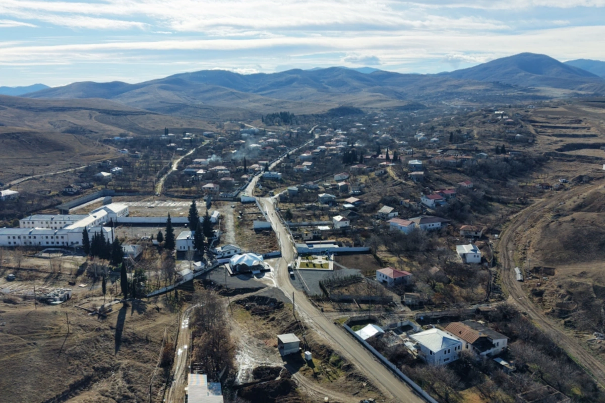 President Ilham Aliyev familiarized himself with the work done in the village of Ashagy Oratag in Agderin district