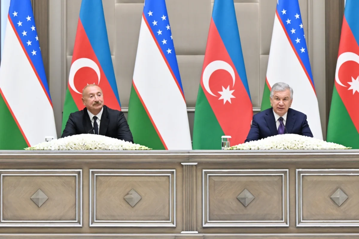 Azərbaycan və Özbəkistan prezidentləri mətbuata bəyanatlarla çıxış ediblər