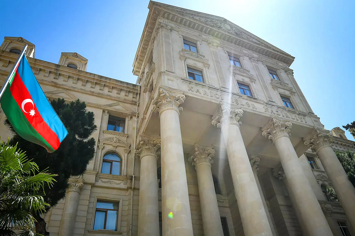 Azərbaycan Kiyevdəki səfirliyinin atəşə tutulması ilə bağlı Rusiyaya nota verib