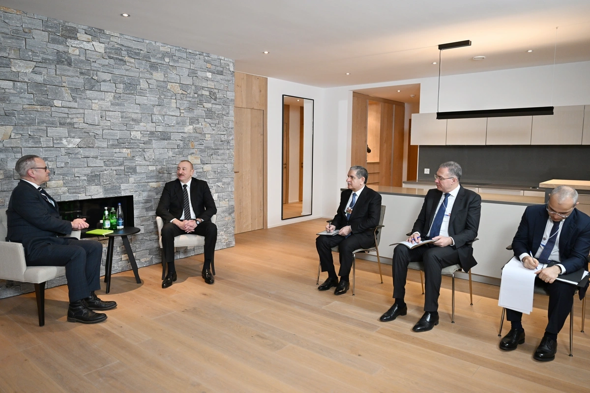 Президент Ильхам Алиев встретился в Давосе с президентом компании Dell Technologies по Европе, Ближнему Востоку и Африке